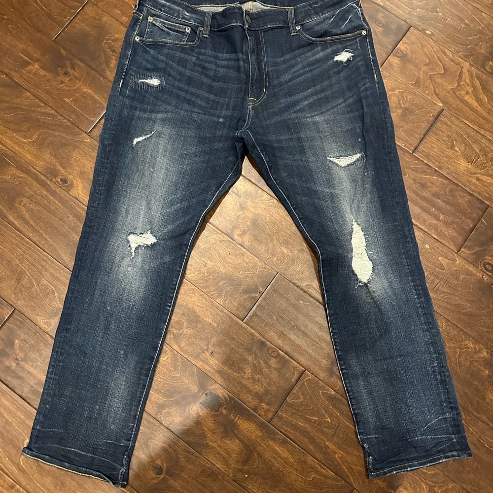 American Eagle Outfitters Men's Dark Blue Distressed Jeans